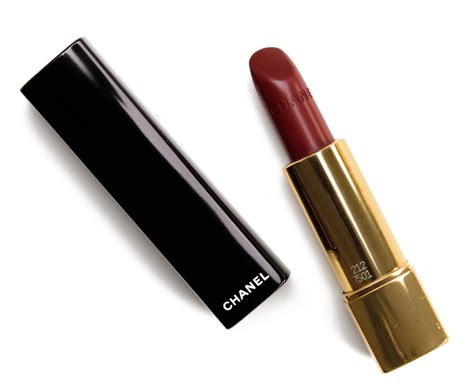 chanel caractere 212 rouge.